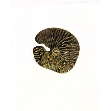 Bague femme acier doré nénuphar