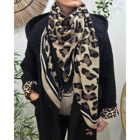 Echarpe femme léopard taupe et noire bordures rayées