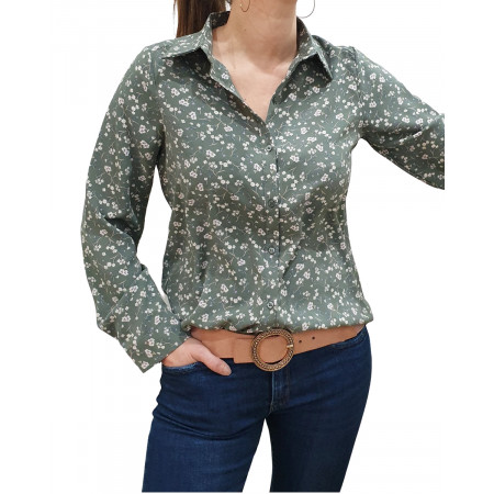 Chemisier vert amande fleurs blanches parmes et bleues