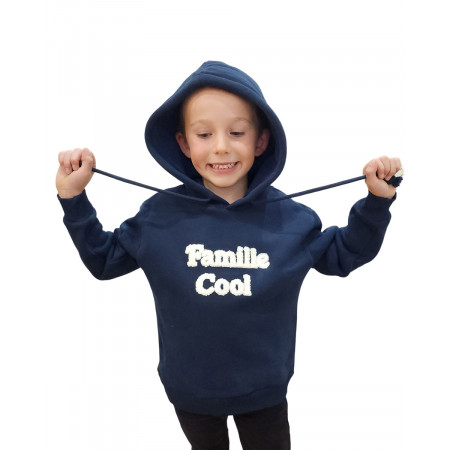 Sweat à capuche enfant bleu marine broderie Famille Cool
