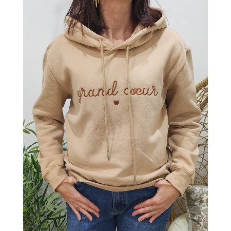Sweat femme camel broderie Grand cœur