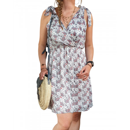 Robe blanche à motifs fleuris rouge et bleus bretelles à noeuds