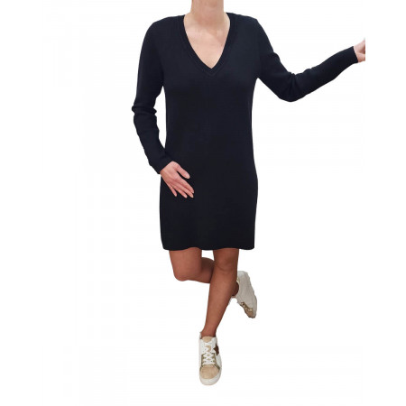 Robe pull femme noire col V manches boutonnées