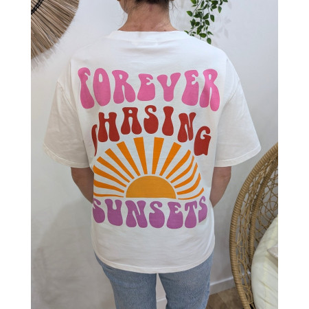 T-Shirt femme blanc forever chasing sunsets multicolore